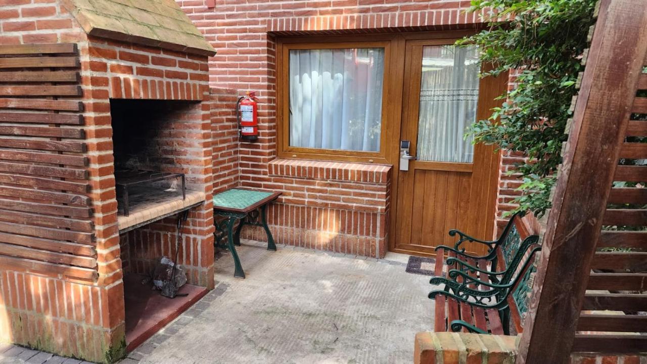 Refugio Del Bosque Villa Carilo Exterior photo