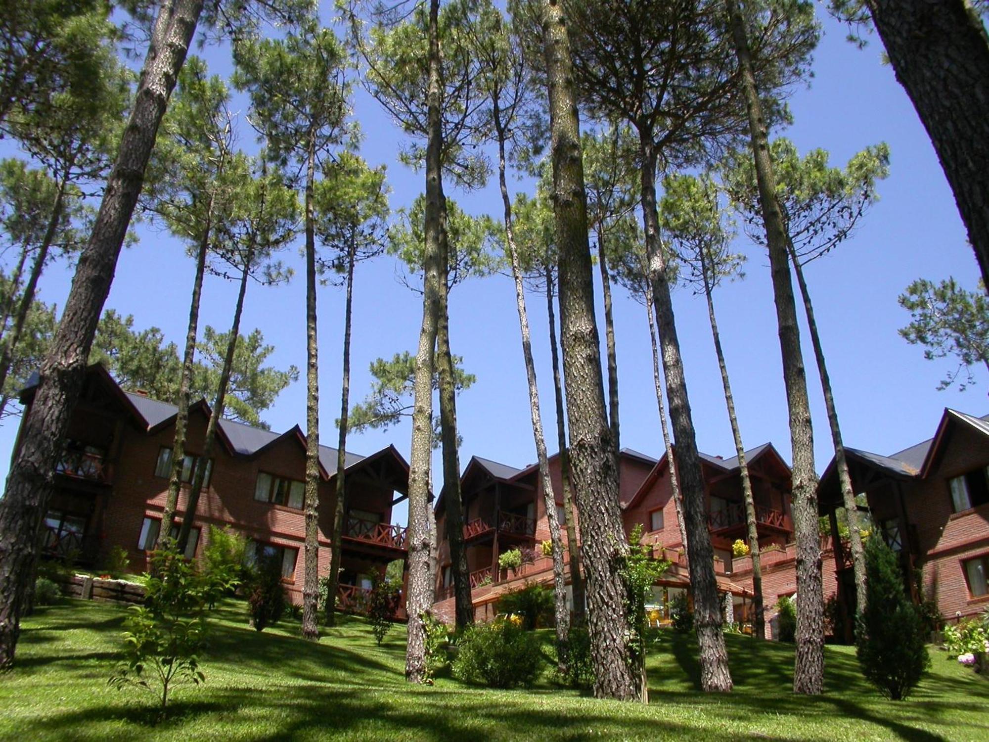 Refugio Del Bosque Villa Carilo Exterior photo