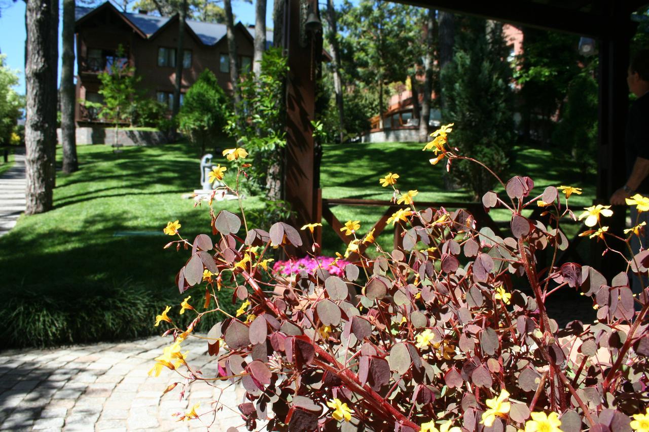 Refugio Del Bosque Villa Carilo Exterior photo