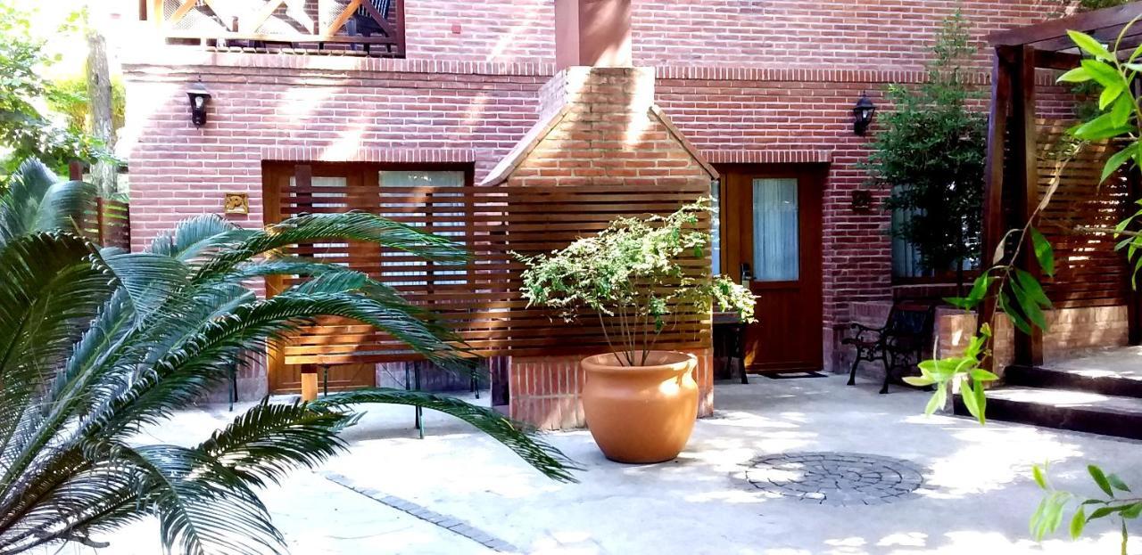 Refugio Del Bosque Villa Carilo Exterior photo